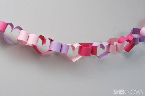 paper-heart-chain